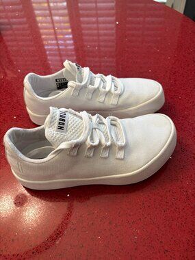 NOBULL White Knit Trainers - Size 5.5 Men/7 Women